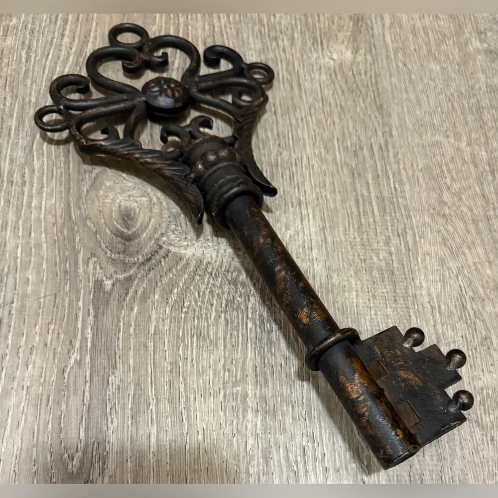 Vintage Cast Iron Skeleton Key Wall Decor | Rustic Antique Style 13” - Picture 3 of 3